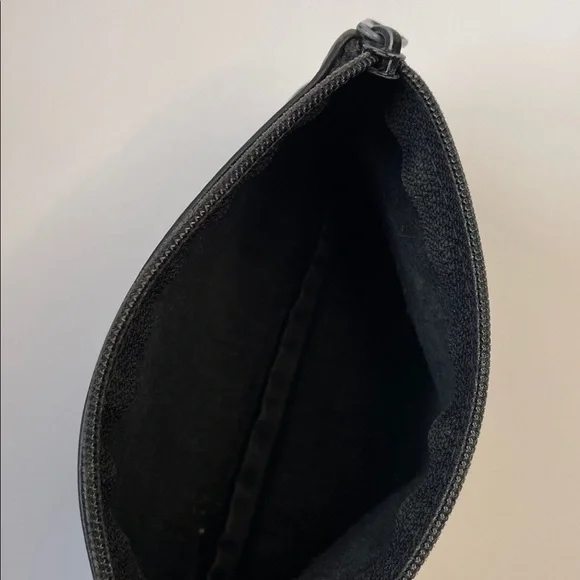 Vintage 1960’s Black Leather Zipper Coin Pouch - Picture 2 of 3